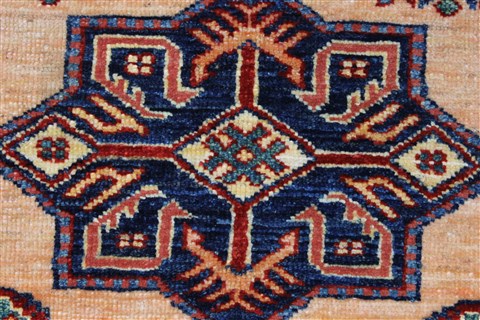 Kazak Beige Hand Knotted 33 X 411 Area Rug 250-27681 Image 4