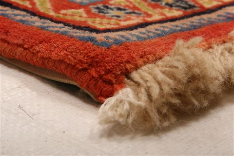 Qashqai Red Hand Knotted 49 X 79 Area Rug 253-27724 Image 4