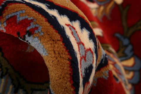 Qum Red Hand Knotted 48 X 70 Area Rug 100-27744 Image 1