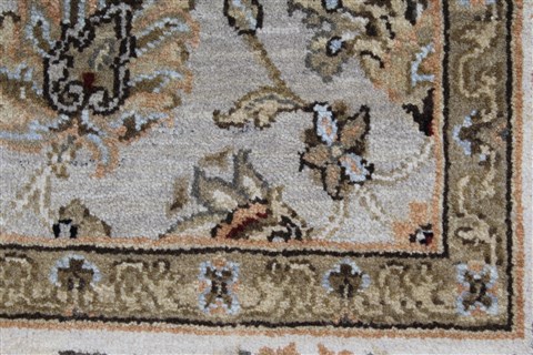 Kashan Beige Hand Knotted 41 X 64 Area Rug 250-27866 Image 11