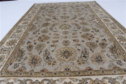 Kashan Beige Hand Knotted 41 X 64 Area Rug 250-27866 Image 5