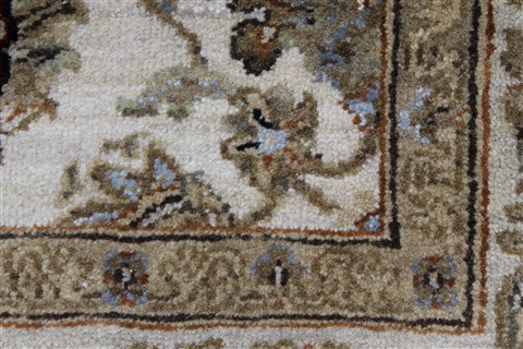 Kashan Beige Hand Knotted 41 X 54 Area Rug 250-27867 Image 8