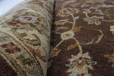 Kashan Brown Hand Knotted 41 X 63 Area Rug 250-27869 Image 1