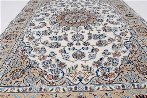 Nain Blue Hand Knotted 41 X 62 Area Rug 250-27876 Image 3