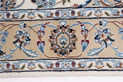 Nain Blue Hand Knotted 41 X 62 Area Rug 250-27876 Image 4