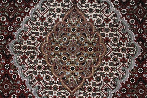 Mahi Beige Hand Knotted 41 X 63 Area Rug 250-27877 Image 4