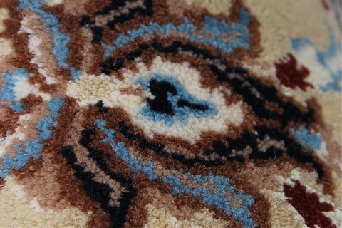 Nain Beige Hand Knotted 41 X 62 Area Rug 250-27878 Image 10