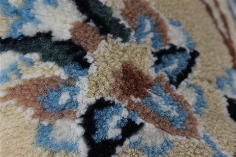 Nain Beige Hand Knotted 41 X 62 Area Rug 250-27878 Image 11