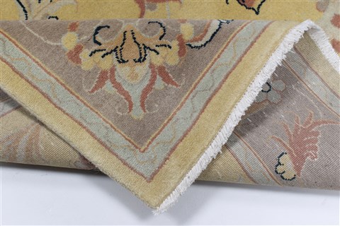 Kashmar Beige Hand Knotted 58 X 75 Area Rug 100-27898 Image 2