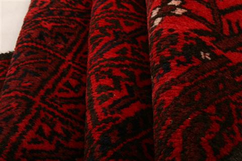 Baluch Red Hand Knotted 36 X 68 Area Rug 100-27902 Image 3