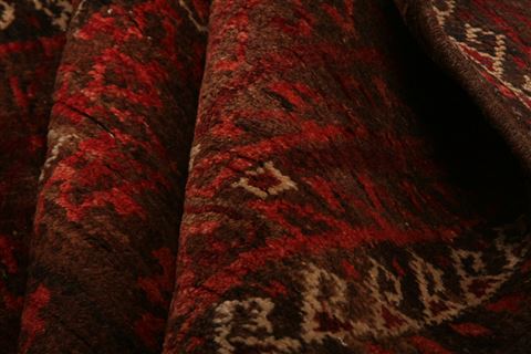 Baluch Red Hand Knotted 33 X 64 Area Rug 100-27910 Image 2