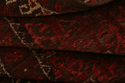Baluch Red Hand Knotted 33 X 64 Area Rug 100-27910 Image 3
