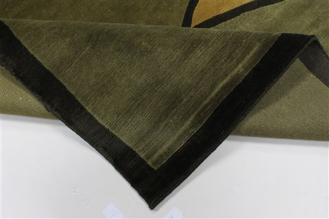 Tibetan Green Hand Knotted 711 X 97 Area Rug 100-27946 Image 2