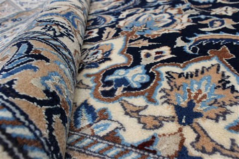 Nain Beige Hand Knotted 83 X 125 Area Rug 100-27947 Image 14