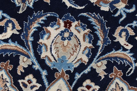 Nain Beige Hand Knotted 83 X 125 Area Rug 100-27947 Image 3