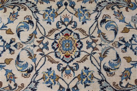 Kashan Blue Hand Knotted 88 X 142 Area Rug 100-27948 Image 11