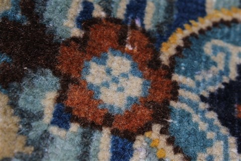 Kashan Blue Hand Knotted 88 X 142 Area Rug 100-27948 Image 2