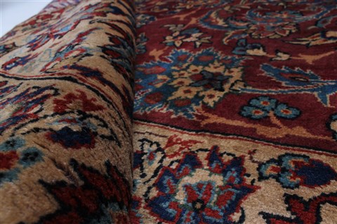 Yazd Blue Hand Knotted 81 X 114 Area Rug 100-27949 Image 3