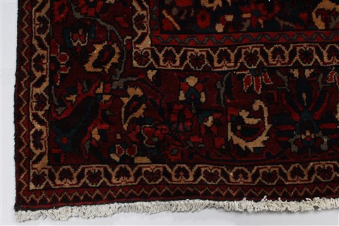 Bakhtiar Red Hand Knotted 73 X 108 Area Rug 100-27953 Image 10