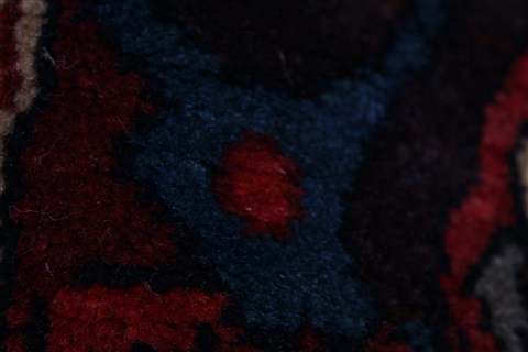 Bakhtiar Red Hand Knotted 73 X 108 Area Rug 100-27953 Image 1