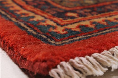 Arak Beige Hand Knotted 72 X 104 Area Rug 100-27955 Image 10
