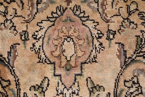 Tabriz Purple Hand Knotted 66 X 86 Area Rug 100-27958 Image 10