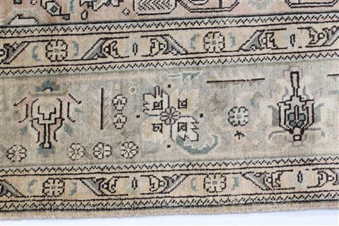 Tabriz Grey Hand Knotted 65 X 98 Area Rug 100-27959 Image 6