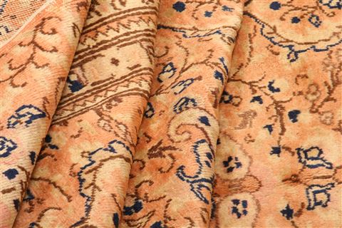 Kayseri Orange Hand Knotted 95 X 140 Area Rug 253-27972 Image 2