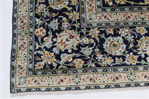 Kashan Beige Hand Knotted 103 X 137 Area Rug 100-27985 Image 10