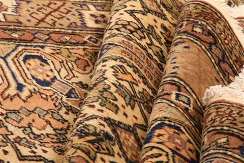 Kayseri Brown Hand Knotted 68 X 96 Area Rug 253-27988 Image 2