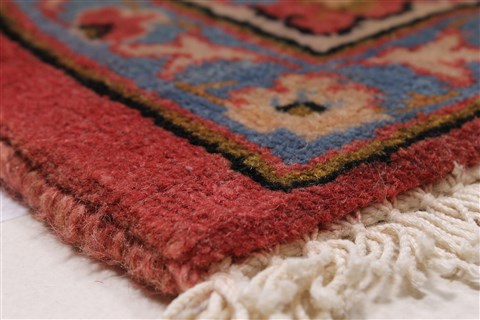 Isfahan Red Hand Knotted 95 X 131 Area Rug 100-27999 Image 10
