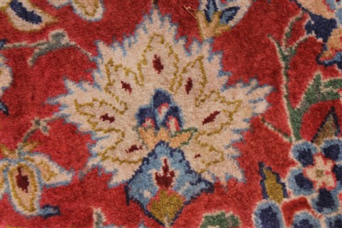 Isfahan Red Hand Knotted 95 X 131 Area Rug 100-27999 Image 12