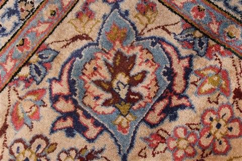 Isfahan Red Hand Knotted 95 X 131 Area Rug 100-27999 Image 13
