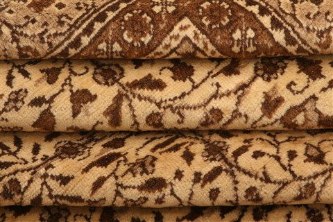 Kayseri Brown Hand Knotted 66 X 94 Area Rug 253-28002 Image 4