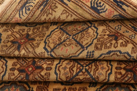 Kayseri Brown Hand Knotted 76 X 1010 Area Rug 253-28004 Image 4