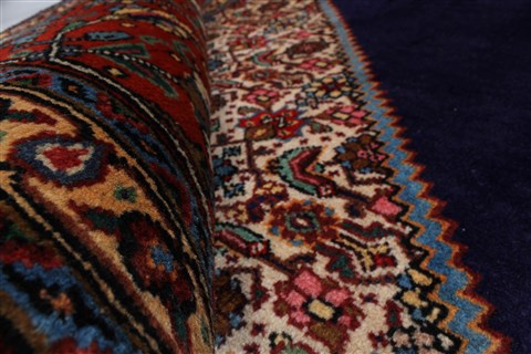 Tabriz Red Hand Knotted 98 X 123 Area Rug 100-28006 Image 25