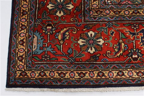 Tabriz Red Hand Knotted 98 X 123 Area Rug 100-28006 Image 38