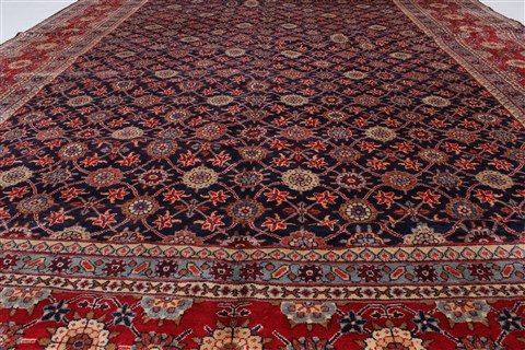 Varamin Blue Hand Knotted 82 X 109 Area Rug 100-28011 Image 5