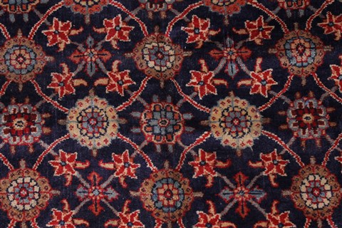 Varamin Blue Hand Knotted 82 X 109 Area Rug 100-28011 Image 7