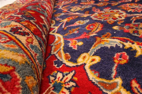Kashan Blue Hand Knotted 97 X 143 Area Rug 100-28017 Image 4