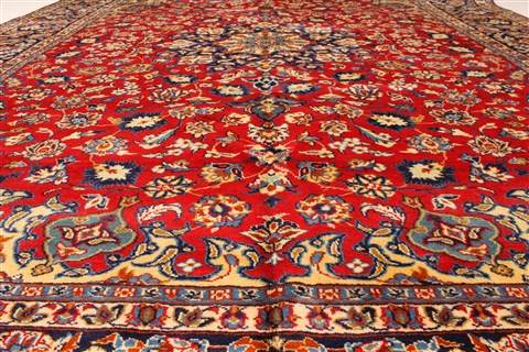 Isfahan Red Hand Knotted 98 X 130 Area Rug 100-28024 Image 6