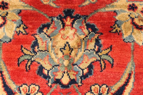 Isfahan Red Hand Knotted 87 X 126 Area Rug 100-28028 Image 11