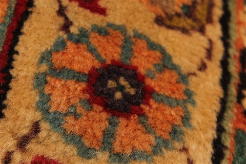 Tabriz Green Hand Knotted 101 X 126 Area Rug 100-28030 Image 3