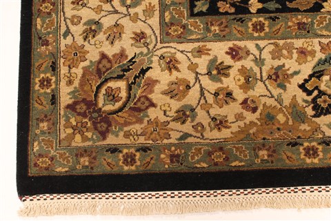 Jaipur Black Hand Knotted 82 X 101 Area Rug 100-28037 Image 9