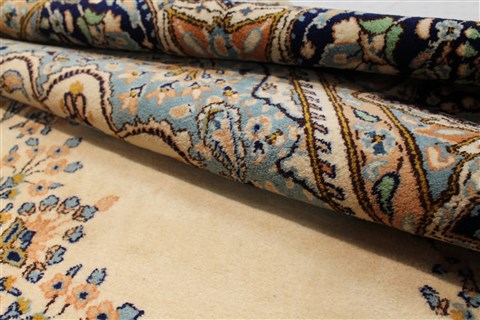 Kerman Yellow Hand Knotted 74 X 102 Area Rug 400-28048 Image 7