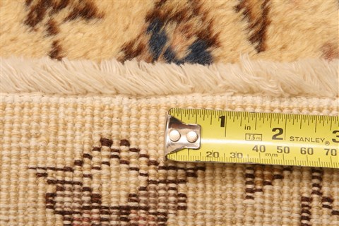 Kayseri Beige Hand Knotted 72 X 102 Area Rug 253-28081 Image 3