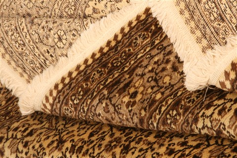 Kayseri Brown Hand Knotted 67 X 97 Area Rug 253-28083 Image 3