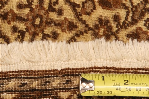 Kayseri Beige Hand Knotted 66 X 96 Area Rug 253-28085 Image 5