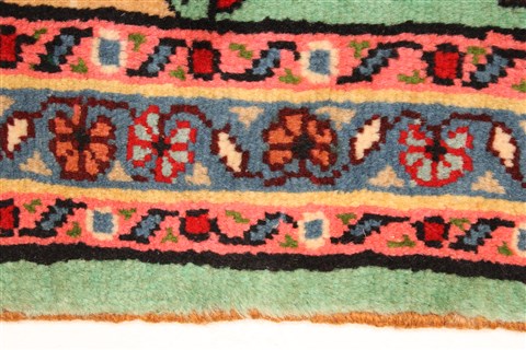 Kashmar Green Hand Knotted 22 X 29 Area Rug 100-28111 Image 4