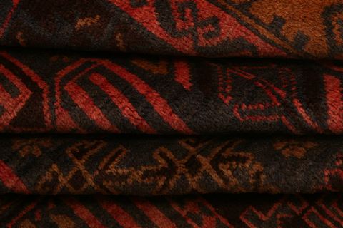 Baluch Red Hand Knotted 65 X 97 Area Rug 253-28112 Image 4